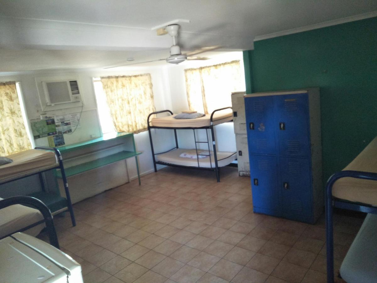 캐서린 Palm Court Backpackers 호스텔 외부 사진