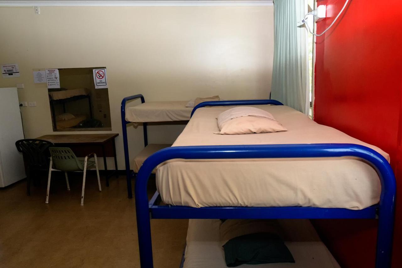 캐서린 Palm Court Backpackers 호스텔 외부 사진
